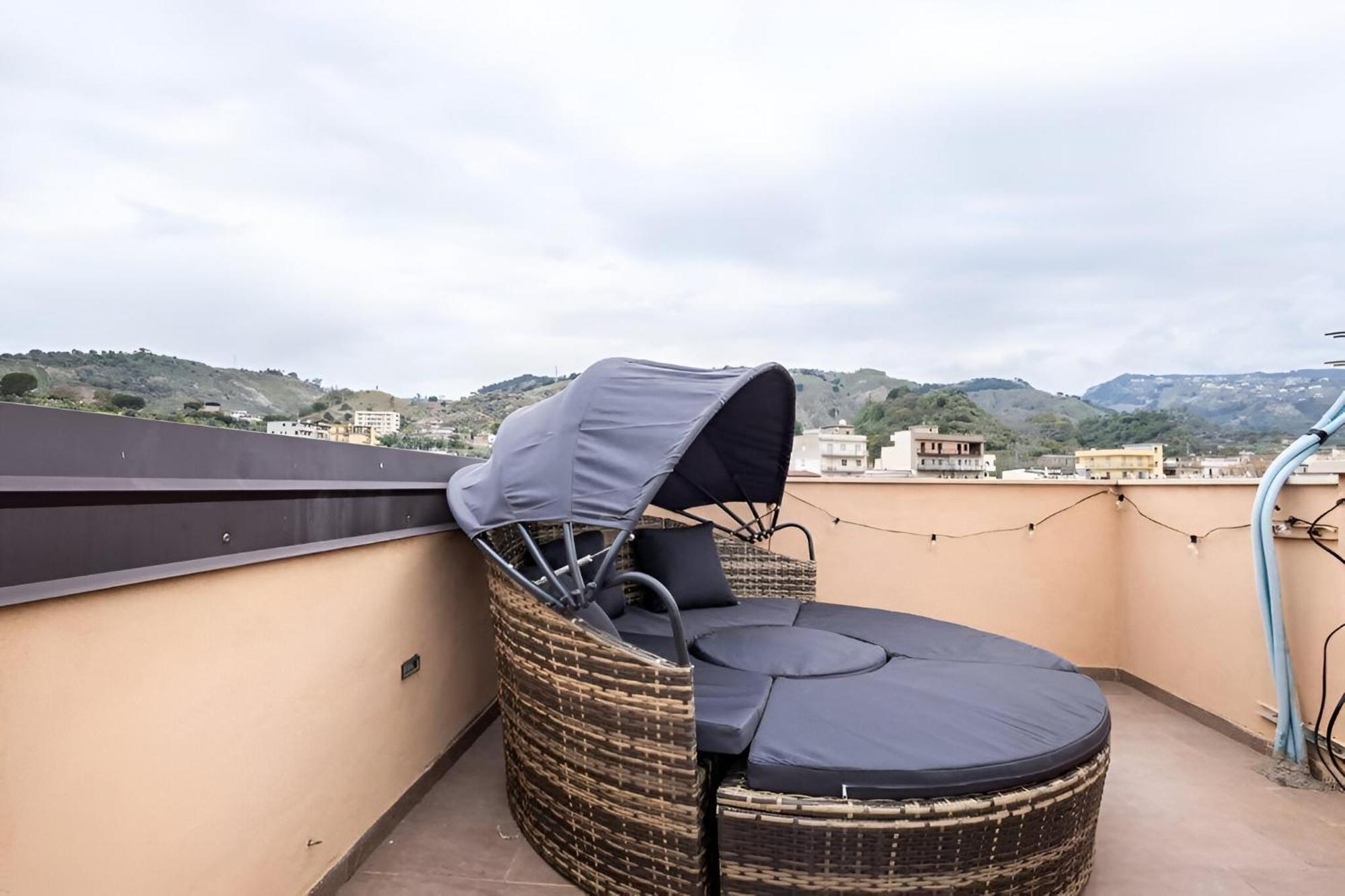 Romantico Monolocale Veranda Privata Vista Mare 雷焦卡拉布里亚 外观 照片